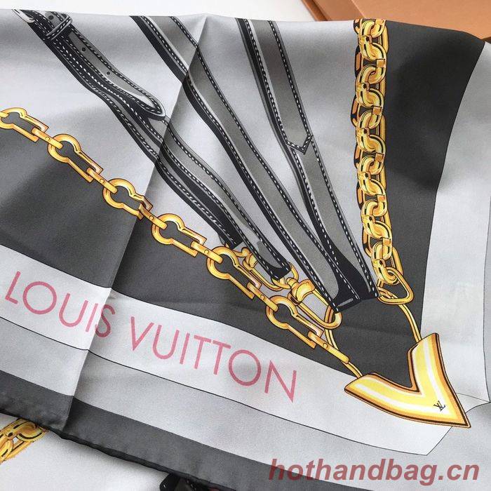 Louis Vuitton Scarf LVS00158